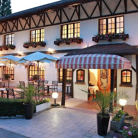 Logis Le Pot D'Etain Hotel Holnon Екстериор снимка